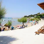 In With Sea View, Balcony, Air Conditioning, Wifi 132-5 *