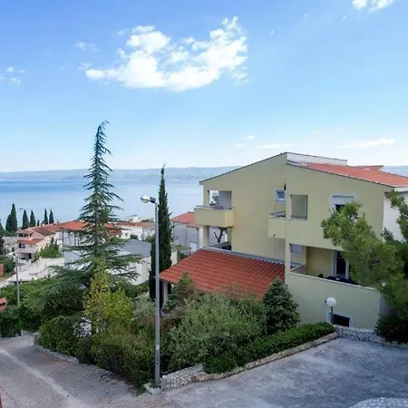 In With Sea View, Balcony, Air Conditioning, Wifi 132-5 * Duće